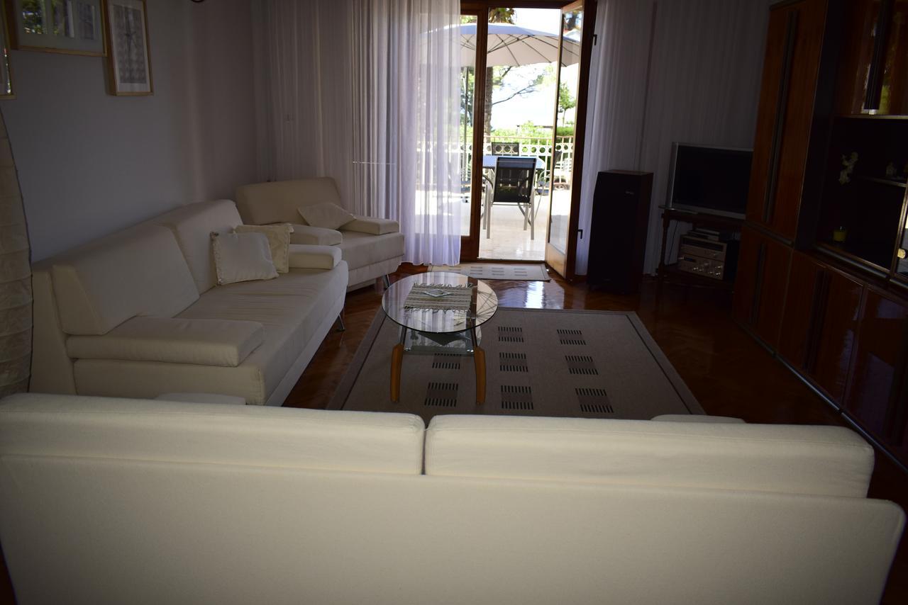 Apartment Faith Malinska Extérieur photo