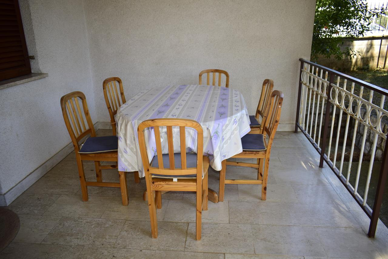 Apartment Faith Malinska Extérieur photo
