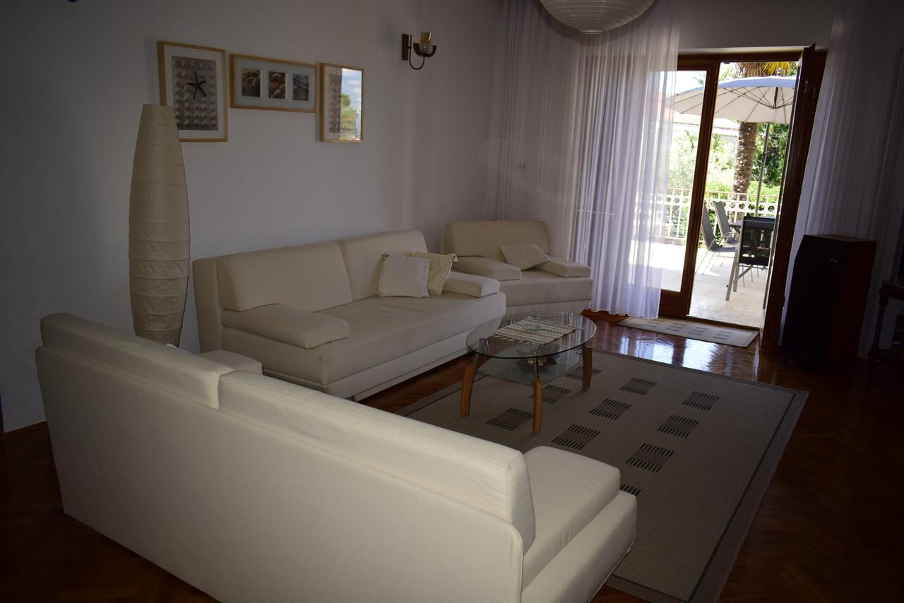 Apartment Faith Malinska Extérieur photo